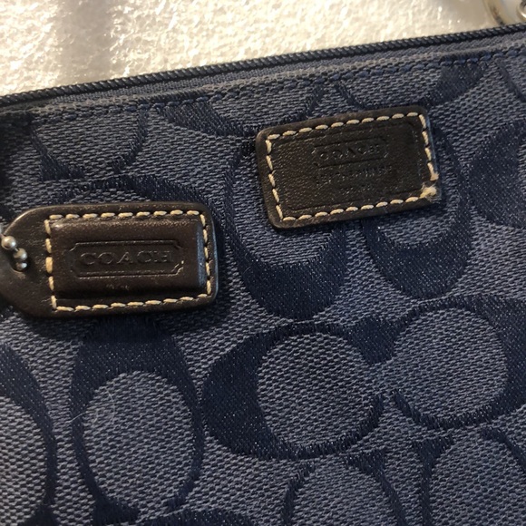 Coach Wristlet - Picture 5 of 9